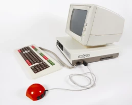 SMAKY 100 – 1984 | Photo: Sébastien Monachon